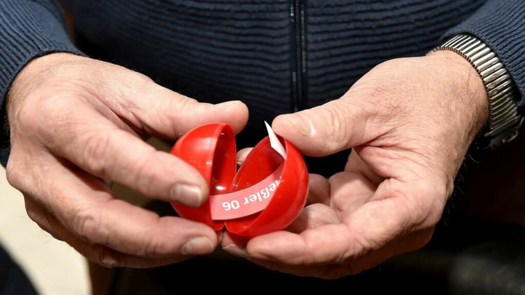 Auslosung der Vorrundengruppen der Sparkassen-Hallenmasters 2026