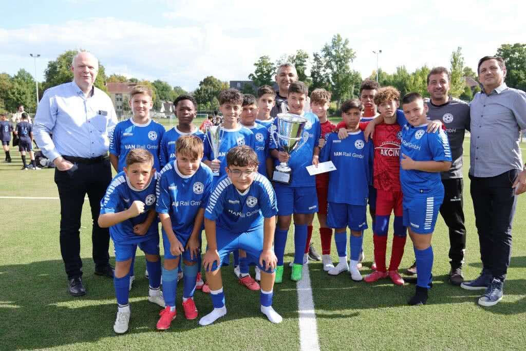 ELE-Junior-Cup 2025: Der Pokal bleibt in Bottrop